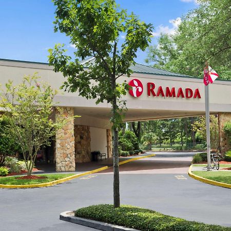 Ramada By Wyndham Jacksonville Hotel & Conference Center Экстерьер фото