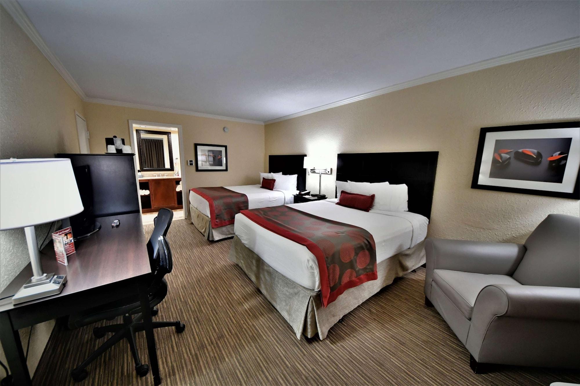 Ramada By Wyndham Jacksonville Hotel & Conference Center Экстерьер фото