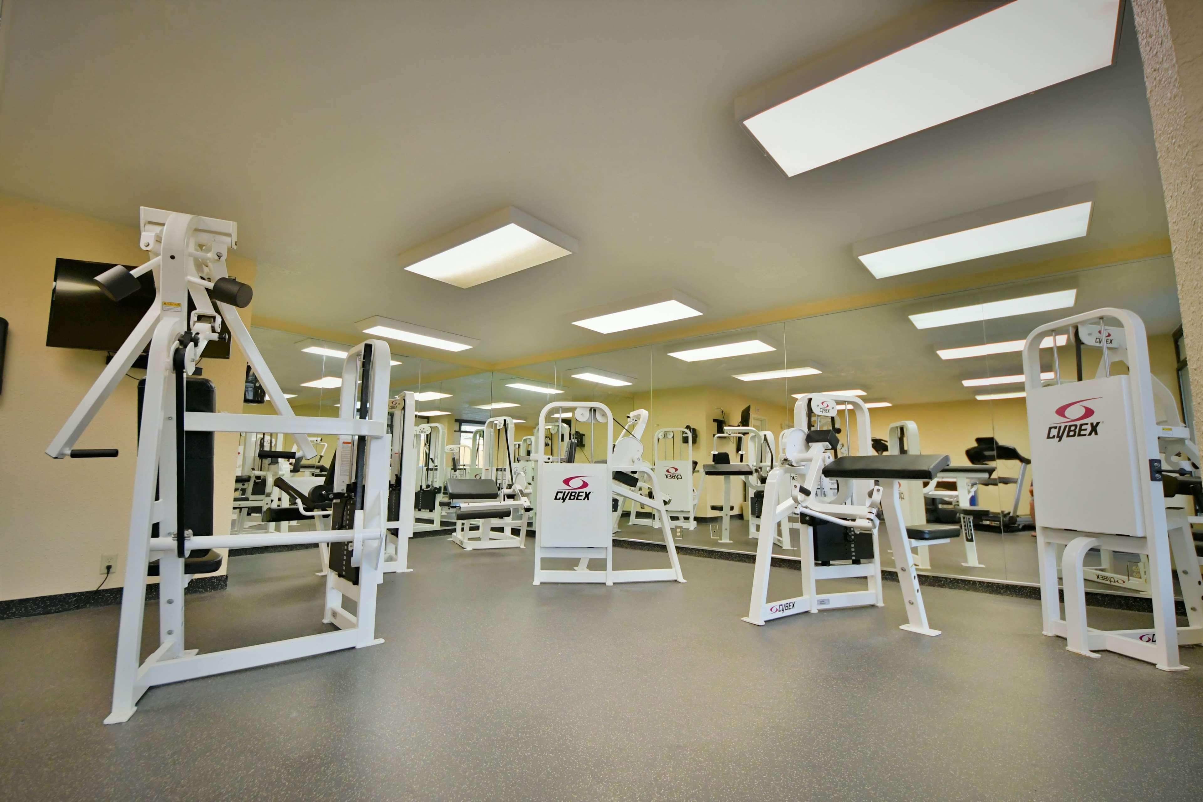 Ramada By Wyndham Jacksonville Hotel & Conference Center Экстерьер фото