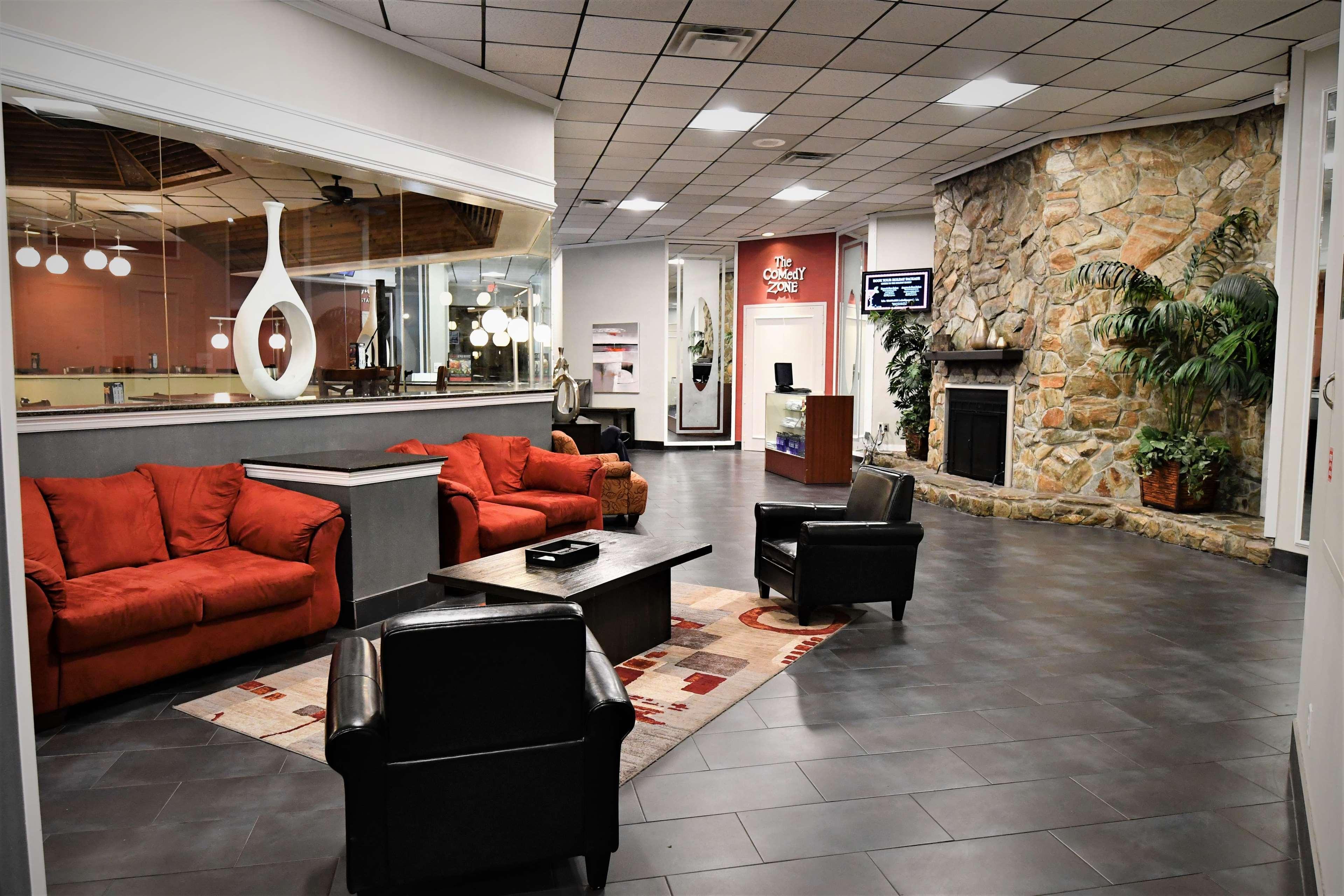 Ramada By Wyndham Jacksonville Hotel & Conference Center Экстерьер фото