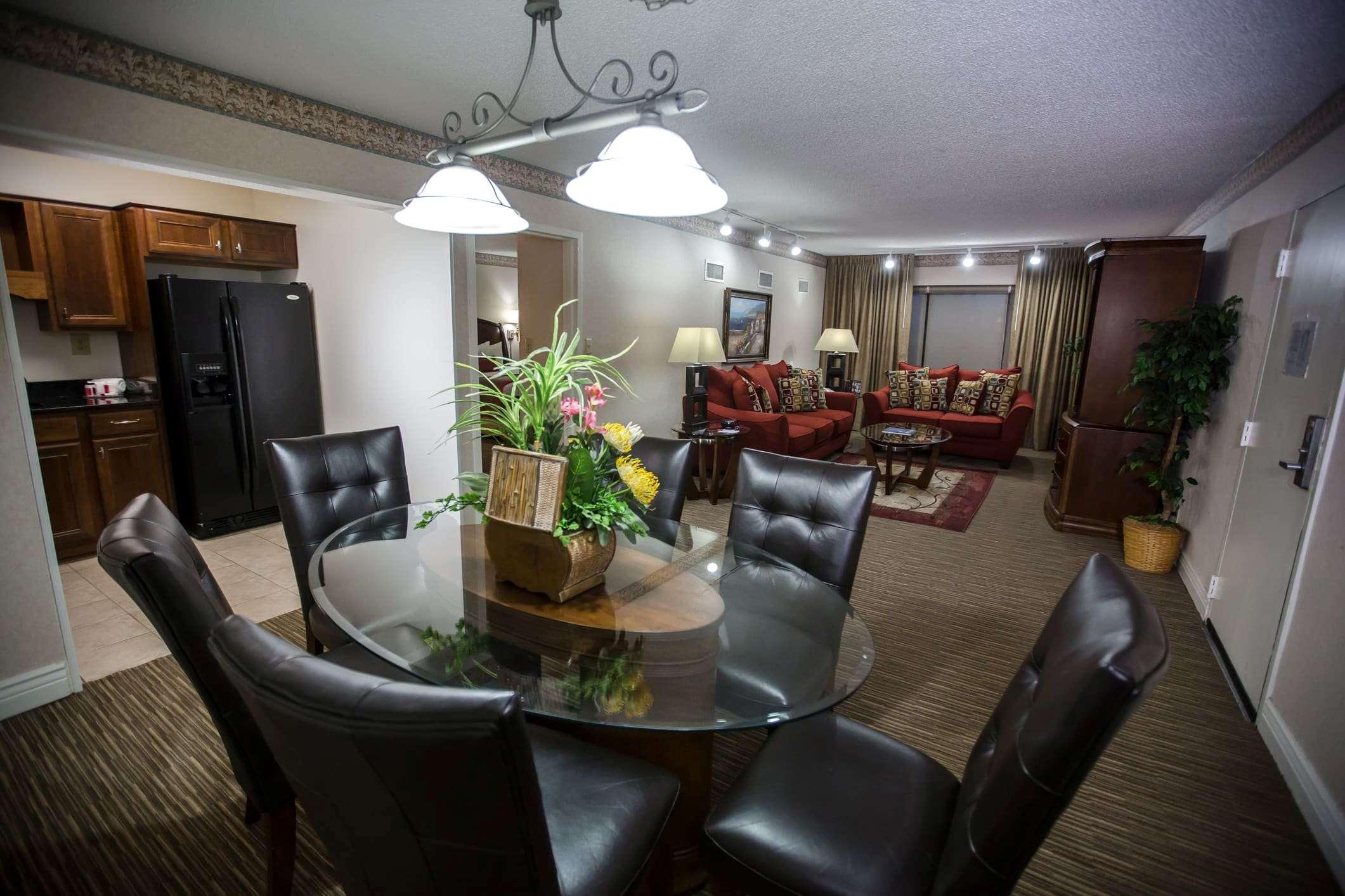 Ramada By Wyndham Jacksonville Hotel & Conference Center Экстерьер фото